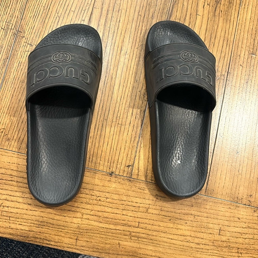 Gucci slides